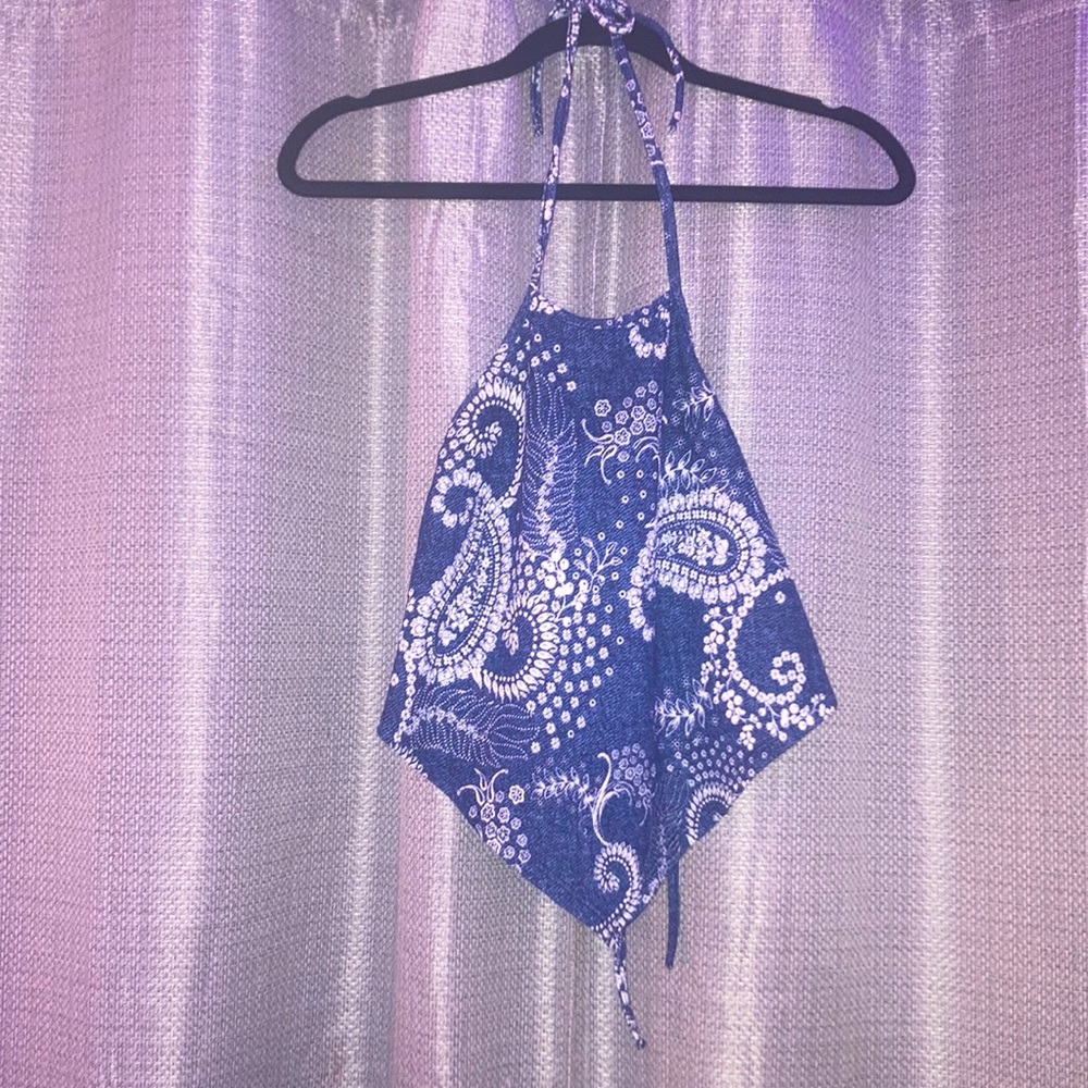 Brand “fashion magazine” color navy blue & white,size small, good condition.